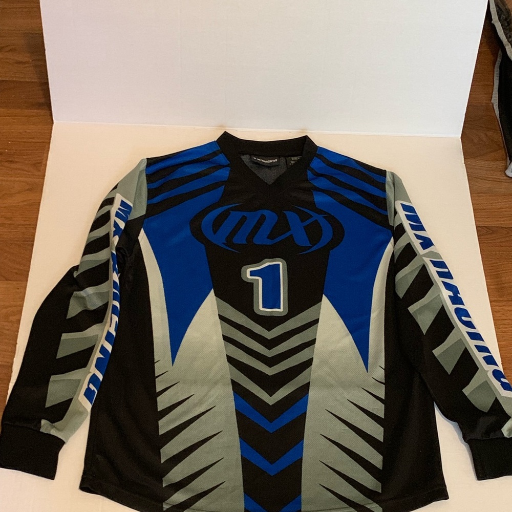 No boundaries biking shirt
